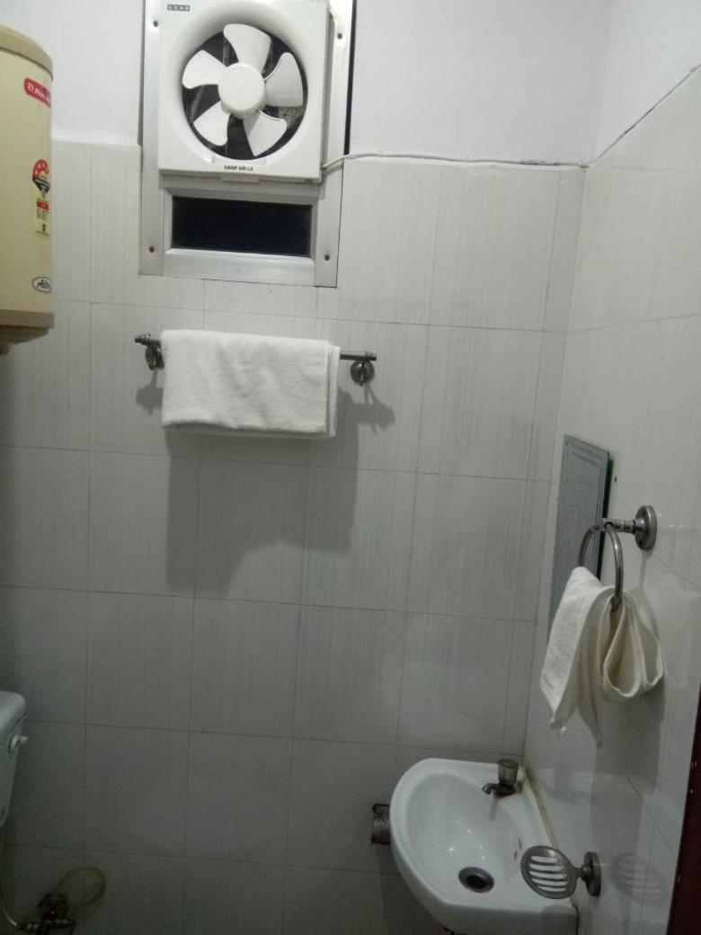 Hotel Kamal Lucknow Dış mekan fotoğraf